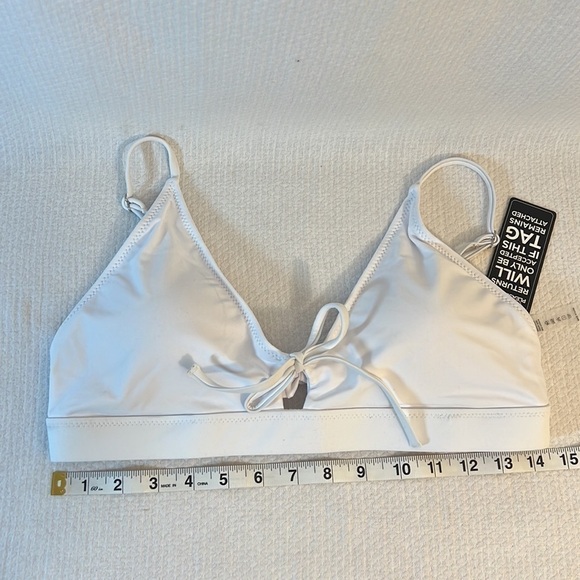 Blooming Jelly All White Sexy Bikini Mixed Sizes Cut Out Bows (top L, bottom M) - Picture 7 of 11